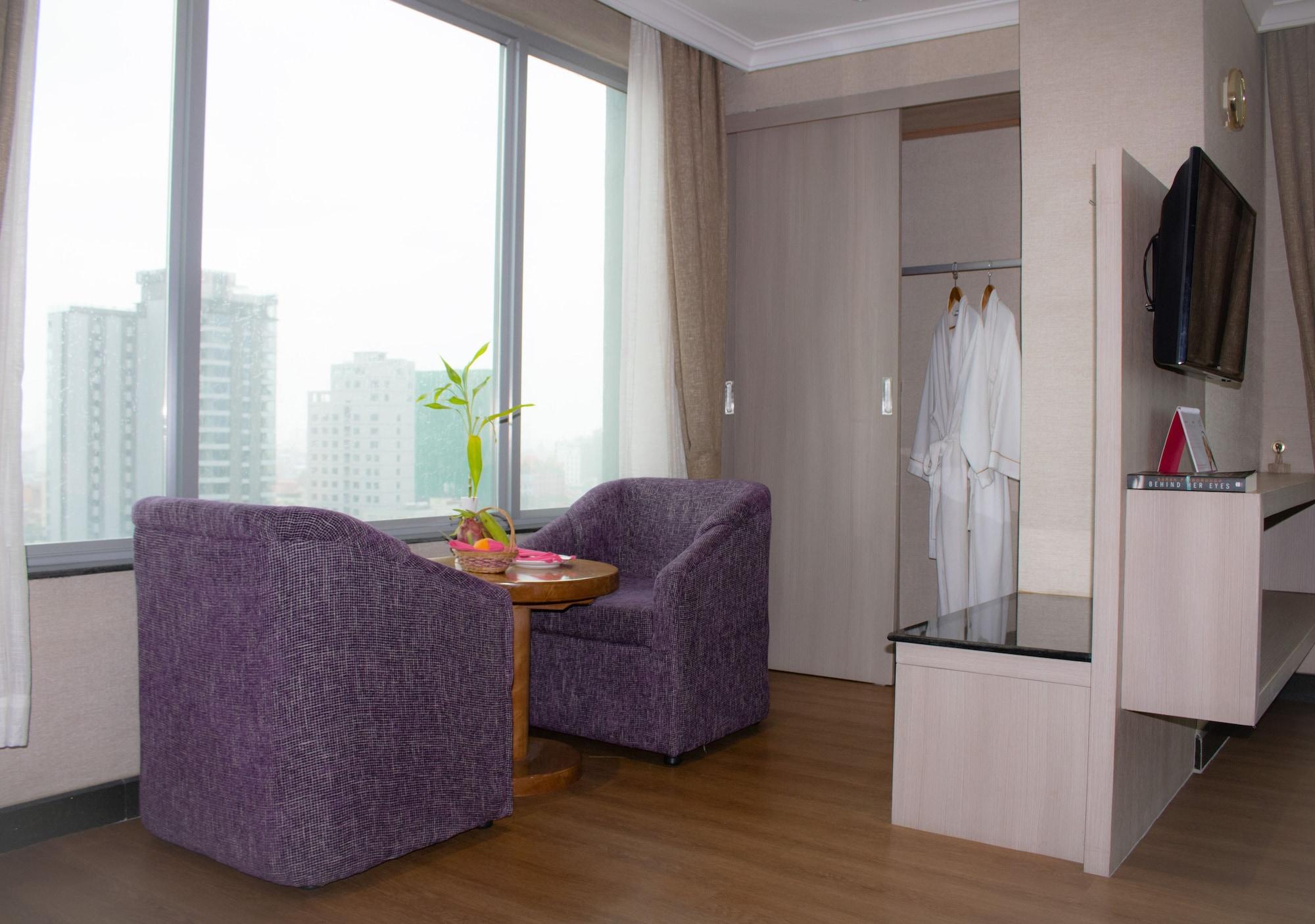 Kravan Hotel Phnom Penh Extérieur photo