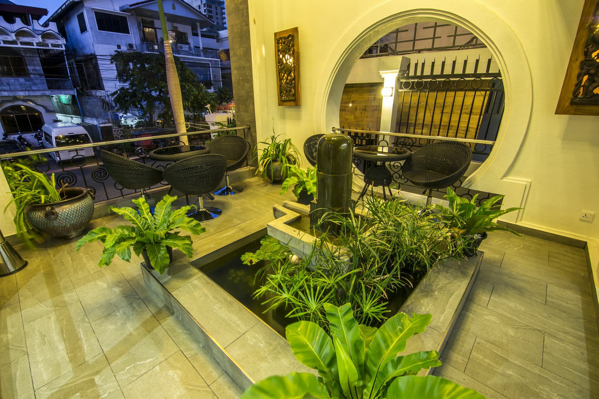 Kravan Hotel Phnom Penh Extérieur photo