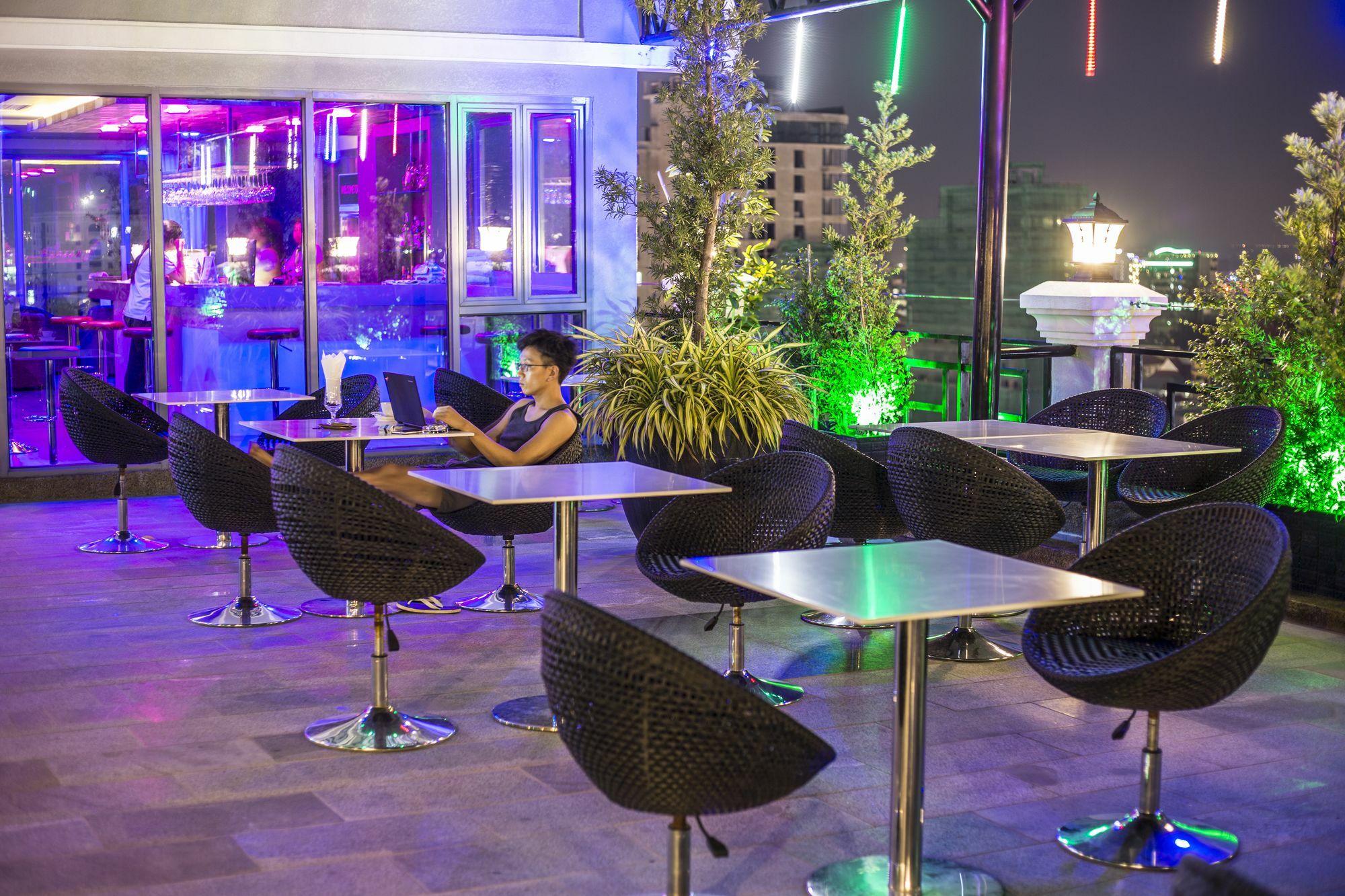Kravan Hotel Phnom Penh Extérieur photo